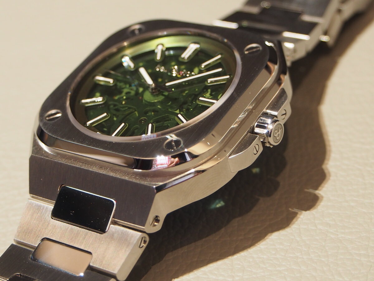 ベル＆ロス】世界限定500本のBR05 スケルトングリーンが再入荷 