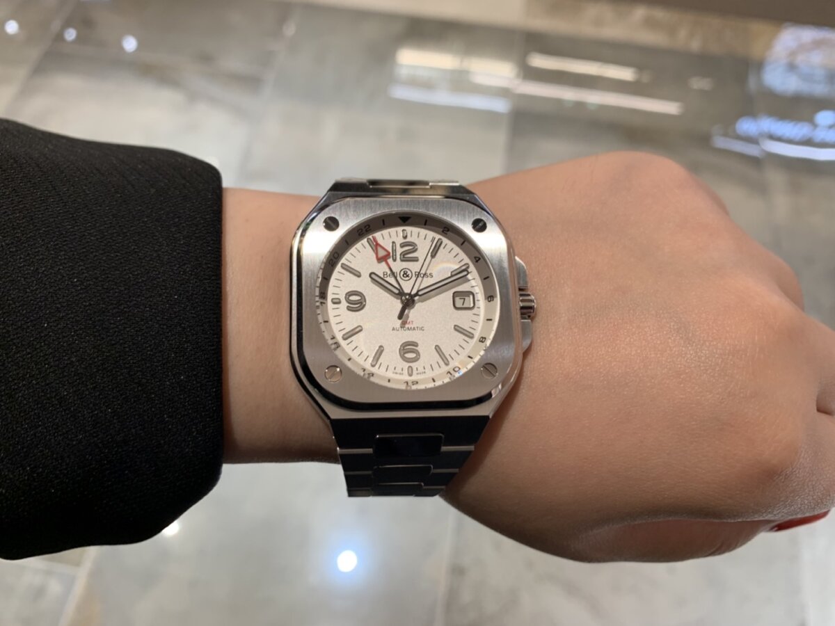 【ベル＆ロス】人気シリーズ「BR 05 GMT ホワイト」をご紹介-BELL&ROSS -S__28950574