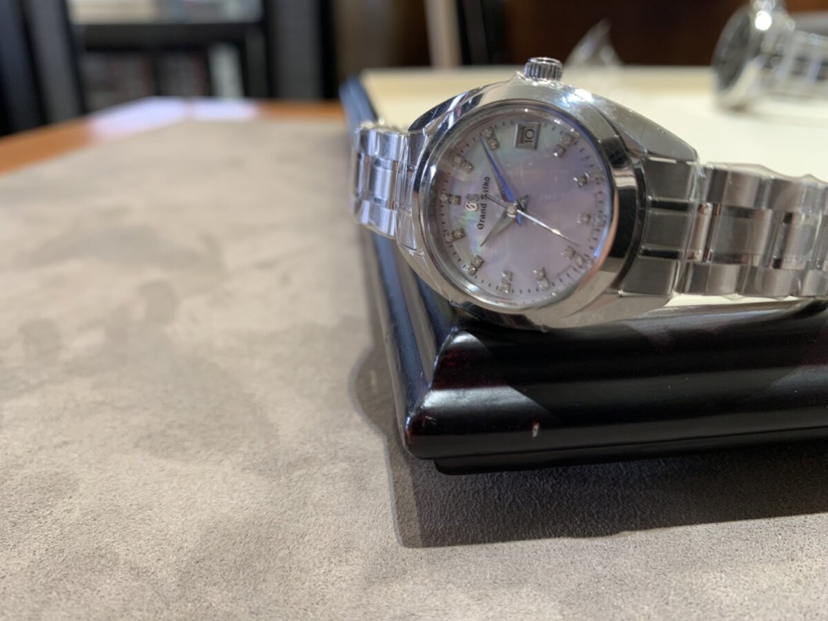 【マザーオブパール文字盤】ワンランク上の装飾品を左腕に！-EDOX MESSIKA GIRARD-PERREGAUX Grand Seiko NORQAIN -S__29442056-1