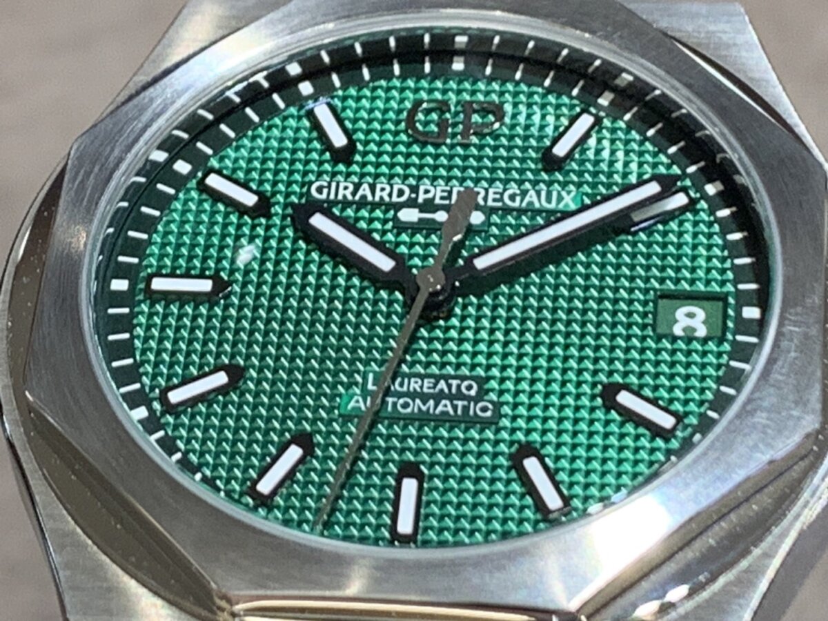 【ジラール・ぺルゴ】なぜ緑文字盤の時計って人気？その質問、待ってました！～ロレアート 42mm グリーン～-GIRARD-PERREGAUX -S__37224473