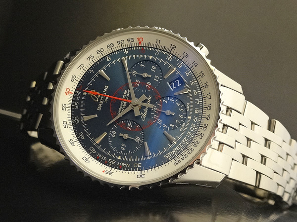 TAG Heuer/ブラック・マザー・オブ・パールのカレラ！