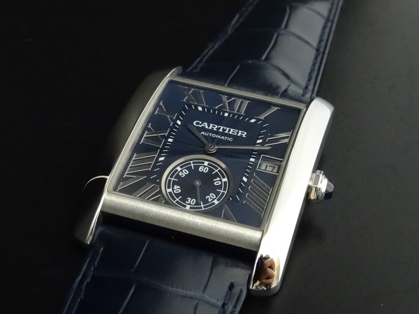 Cartier　TANK　MCより美しいブルーのモデル入荷しました