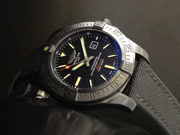 BREITLING/コスパモデル・AVENGER BLACKBIRD！