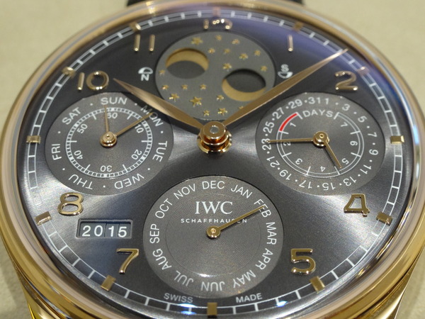 IWC2015年新作ポルトギーゼ・パーペチュアル・カレンダー入荷です。IW503404-IWC -39703c53-s