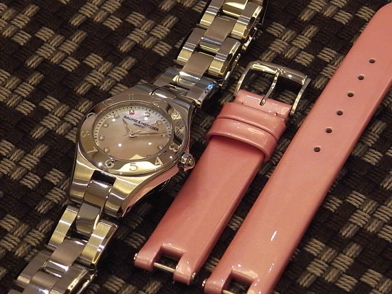 今日のボーム＆メルシエは、春に着けたい革ベルトの時計。 ｜ oomiya 心斎橋店ブログ - 正規輸入時計専門店