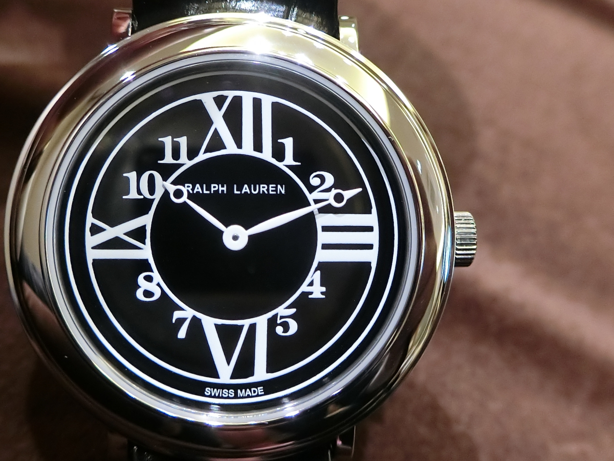 今日のジャガー・ルクルトは、今欲しい夏時計！レベルソ・クラシック・スモール・デュエット！