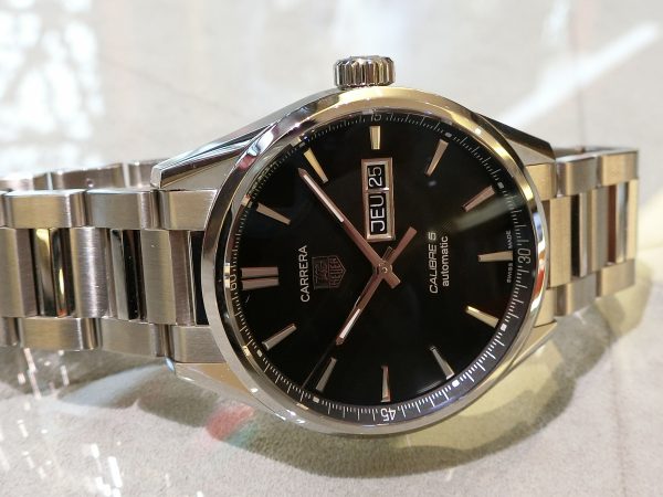 シンプル IS ベスト！？TAG Heuer(タグ・ホイヤー)カレラ キャリバー5 デイデイト - TAG Heuer 