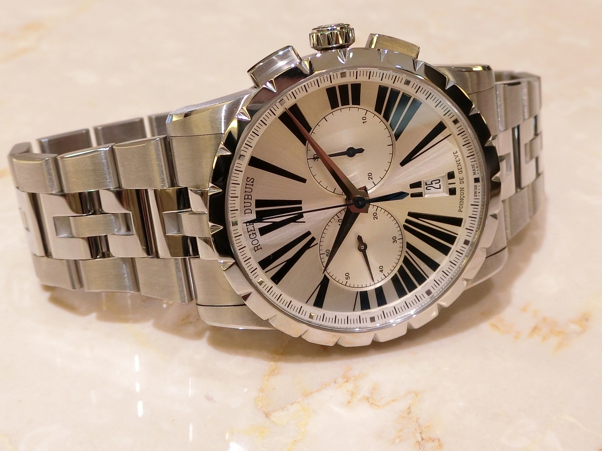 かっこいい大人の腕時計、エクスカリバー42 マイクロローター クロノグラフ～ROGER DUBUIS～