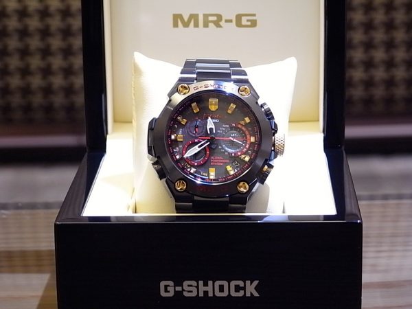 G Shock 最高峰mr G人気モデル 赤備え Oomiya 心斎橋店ブログ 正規輸入時計専門店