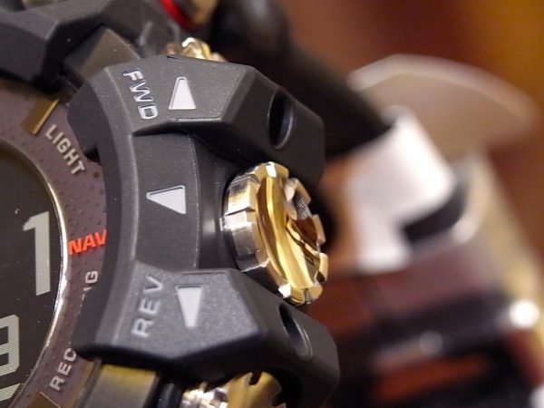 G-SHOCK 「MASTER OF G マスターオブG」から、新 ワイヤレス充電を採用