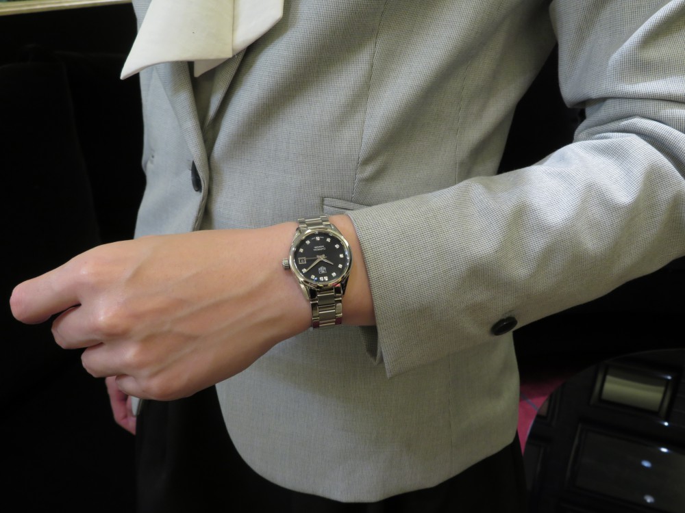 シンプルで上品な女性の為の機械式時計。タグホイヤーカレラレディ ダイヤモンド - TAG Heuer 
