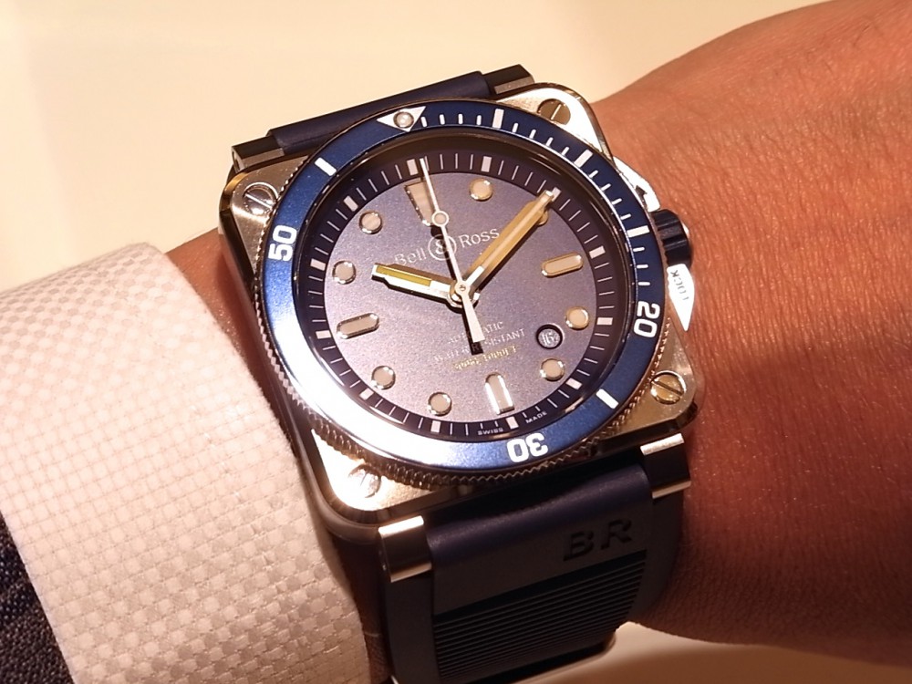 ベル＆ロスの人気のダイバーに爽やかなブルーを採用した「BR 03-92 DIVER BLUE」 - Bell＆Ross 