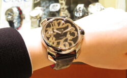 イタリア発のハイセンスな腕時計！オッソイタリィ ストラップキャンペーン開催中です☆