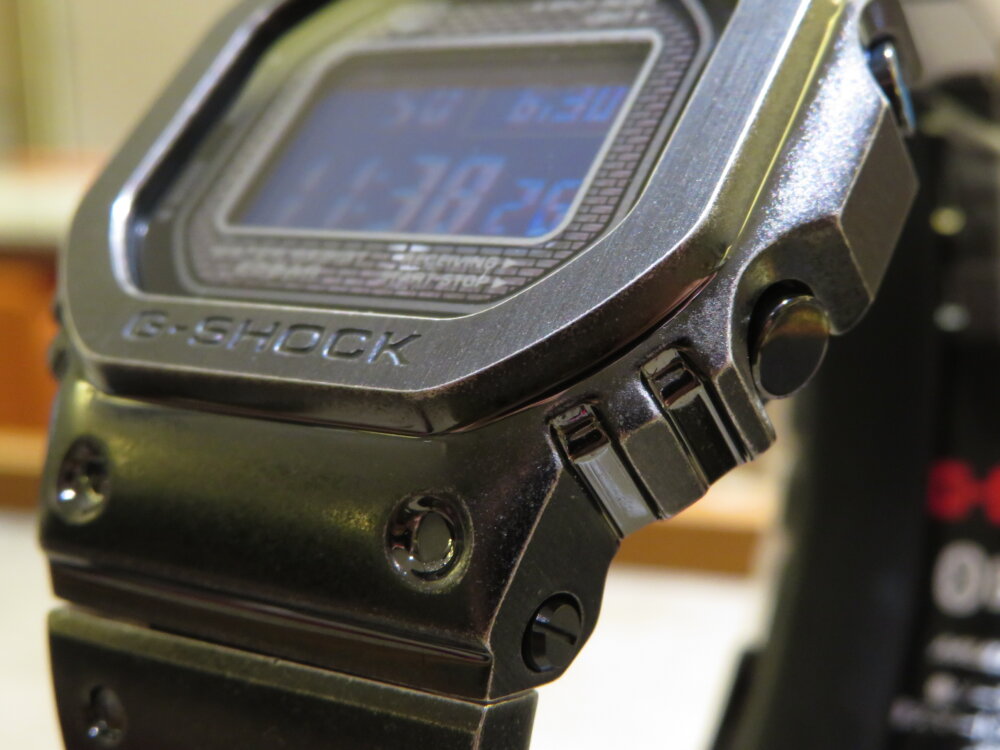 男心をくすぐるビンテージテイスト！ G-SHOCK「GMW-B5000V」GMW-B5000V-1JR - G-SHOCK 