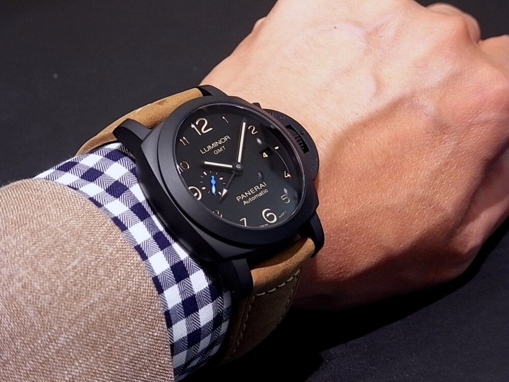 パネライ PANERAI ブラックセラミックケースを採用した ルミノール1950 3デイズ GMT オートマティック チェラミカ PAM01441 - PANERAI（取扱い終了） 