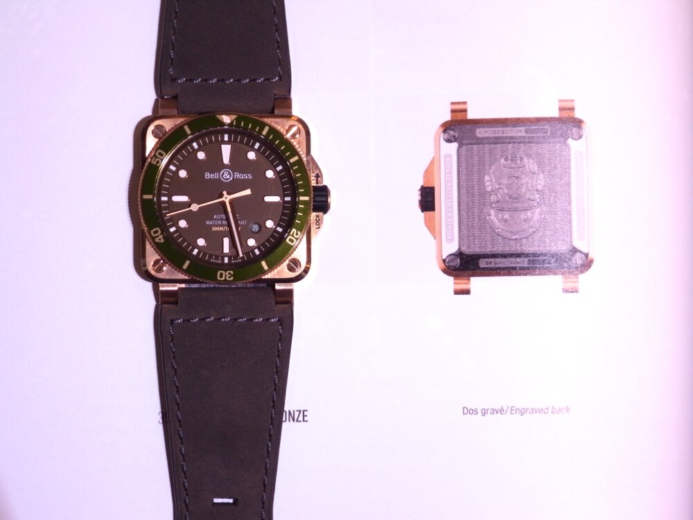 【ベル&ロス】男 のダイバーズウォッチ 特別なブロンズケースがかっこいい！「BR03-92 DIVER GREEN BRONZE」 - Bell＆Ross 