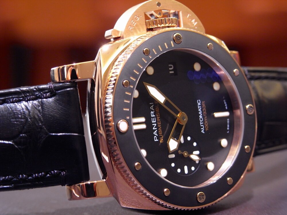 心斎橋店 販売スタッフTの愛用時計は、PANERAI（パネライ）サブマーシブル 42mm - PANERAI（取扱い終了） スタッフ着用時計 