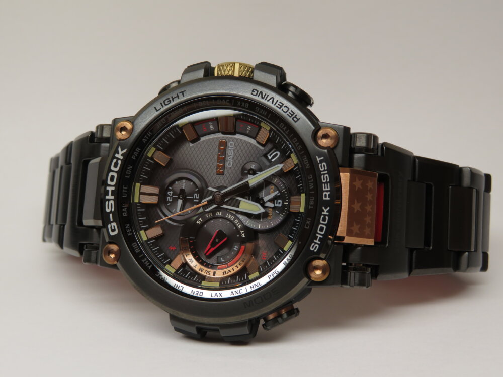 入手困難な35周年限定モデル！ G-SHOCK「35th Anniversary MAGMA OCEAN(マグマオーシャン)」 MTG-B1000TF-1AJR - G-SHOCK 