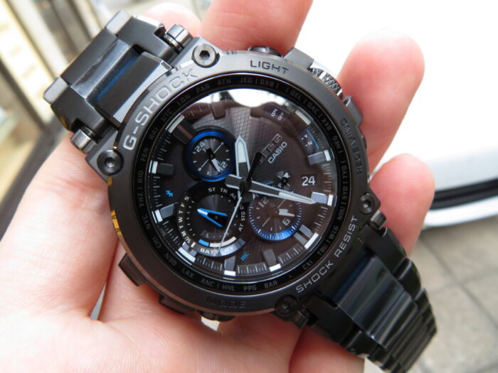 メタルと樹脂の異素材融合！ G-SHOCK「MTG-B1000BD-1AJF」 - G-SHOCK 