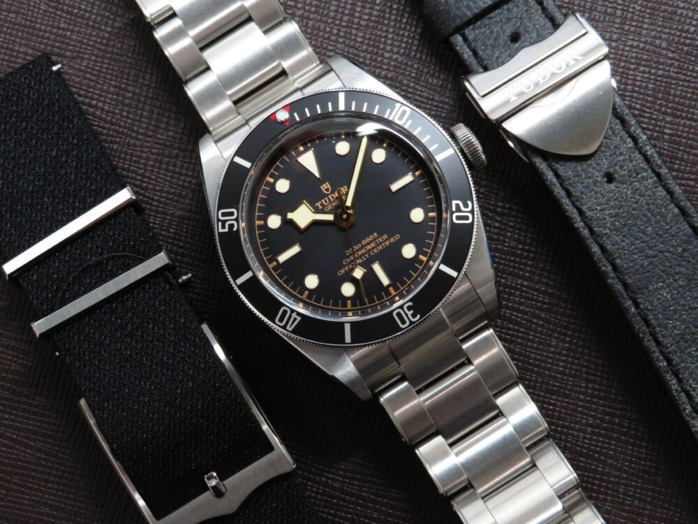 チューダー(TUDOR) ベルトを付け替えて楽しめる「ブラックベイ ...