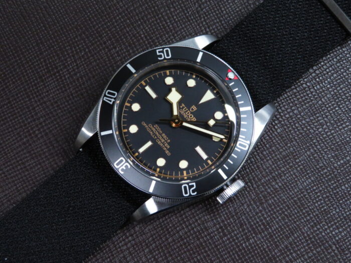 チューダー(TUDOR) ベルトを付け替えて楽しめる「ブラックベイ