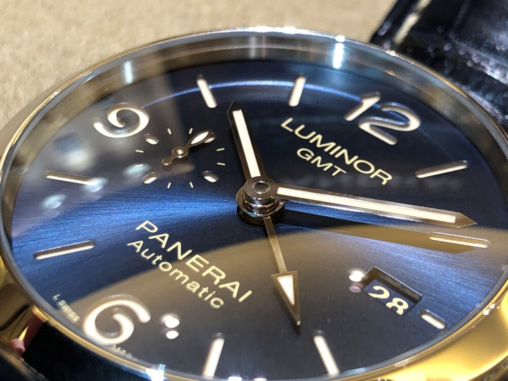 パネライ　海を想起させる色鮮やかなブルー、「ルミノール GMT」をご紹介！44mm、PAM1033 - PANERAI（取扱い終了） 