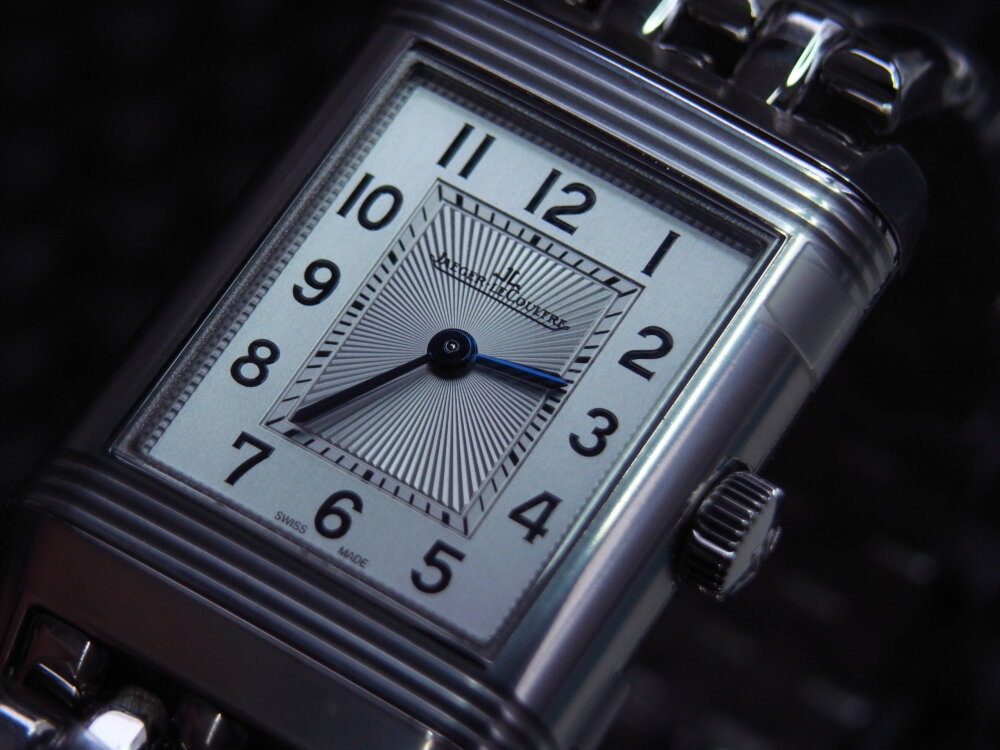 女性のために開発された腕時計 ジャガールクルト レベルソ・クラシック・スモール・デュエット - Jaeger-LeCoultre 