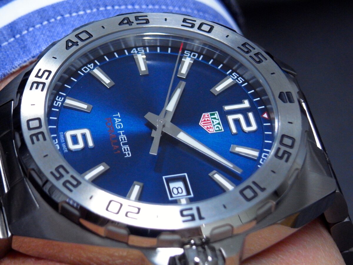 【タグ・ホイヤー】 プロ仕様の腕時計で魅力的な時を刻もう！：フォーミュラ 1 - TAG Heuer 