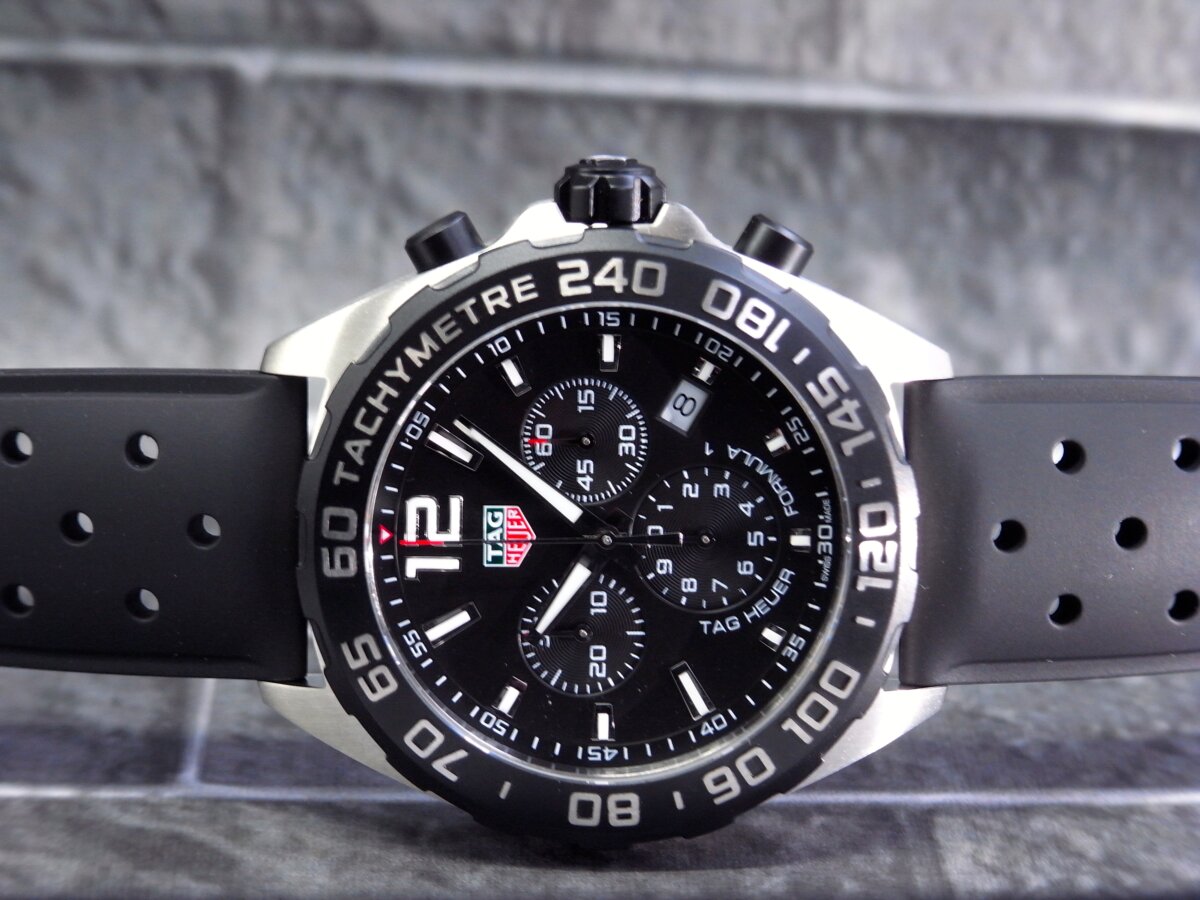 タグホイヤー WAC1112 フォーミュラ1 デイト メンズ腕時計 ブラック