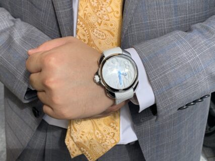 【オッソイタリー】無駄を削ぎ落した腕時計とは？