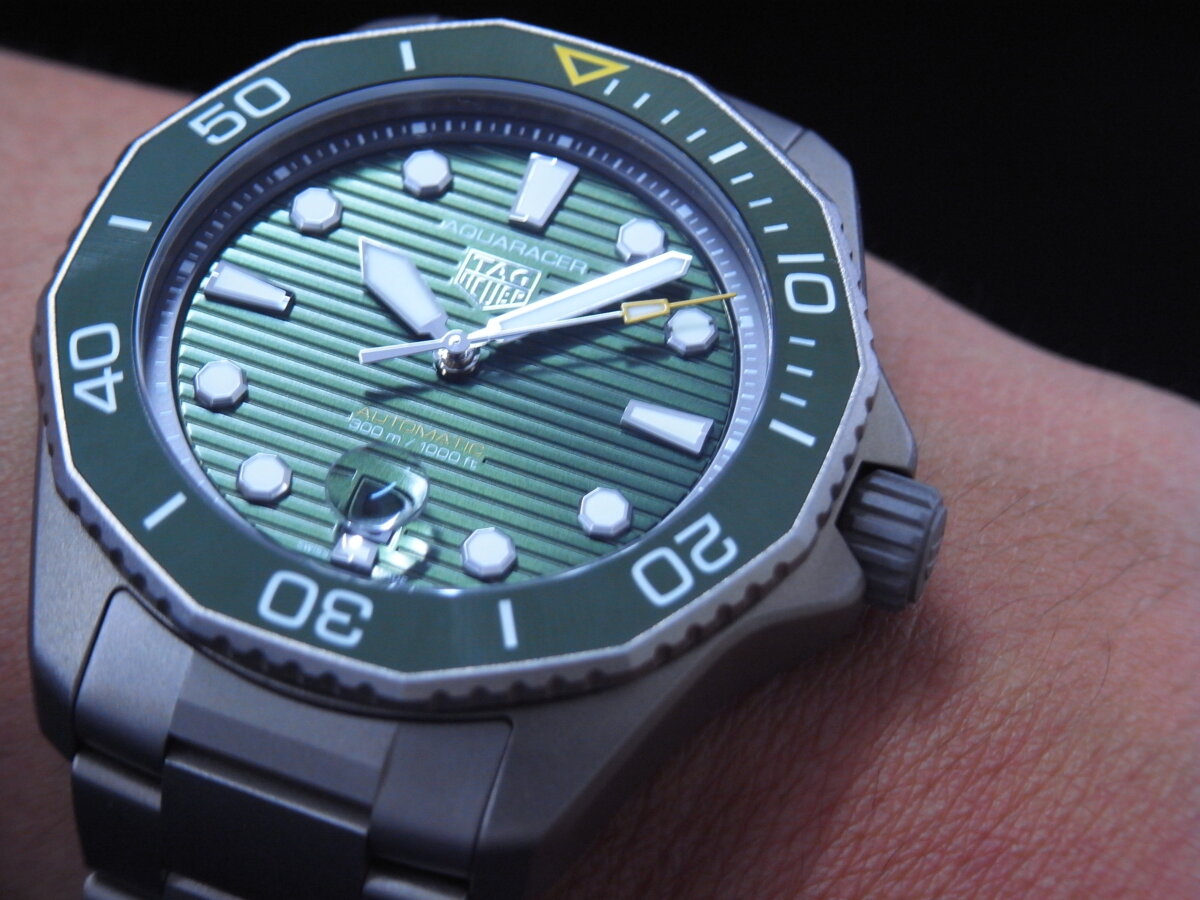 TAGHEUER タグホイヤー　機械式時計　アクアレーサー300