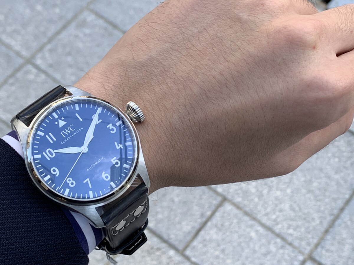 手首で際立つ存在感〜ビック・パイロット・ウォッチ43〜をご紹介！ - IWC 