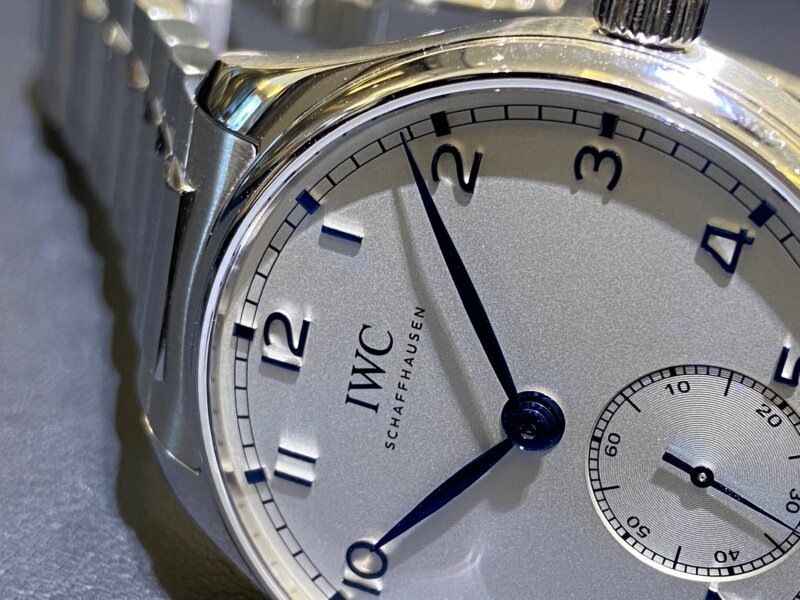 IWC “ポルトギーゼ オートマチック 40”ブレスタイプでクールな IWC “ポルトギーゼ オートマチック 40”ブレスタイプでクールな