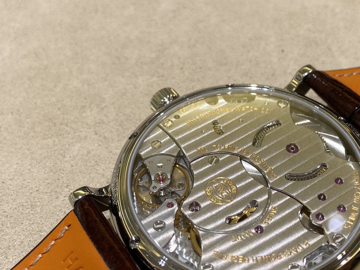 IWC 唯一の手巻きムーブメント ポートフィノ・ハンドワインド