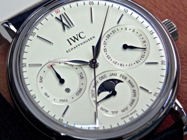 【IWC】腕時計好きが夢中になる美しさと技術の融合を実感！「ポートフィノ・パーペチュアル・カレンダー」IW344601 - IWC 
