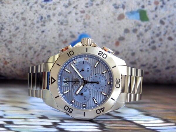 タグホイヤープロフェッショナル仕様200m防水クォーツ時計 - 時計