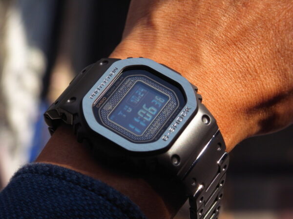 【G-SHOCK】 "ロングセラー" フルメタル スクエアモデル GMW-B5000 - G-SHOCK 