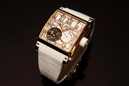1/28 - ROGER DUBUIS 
