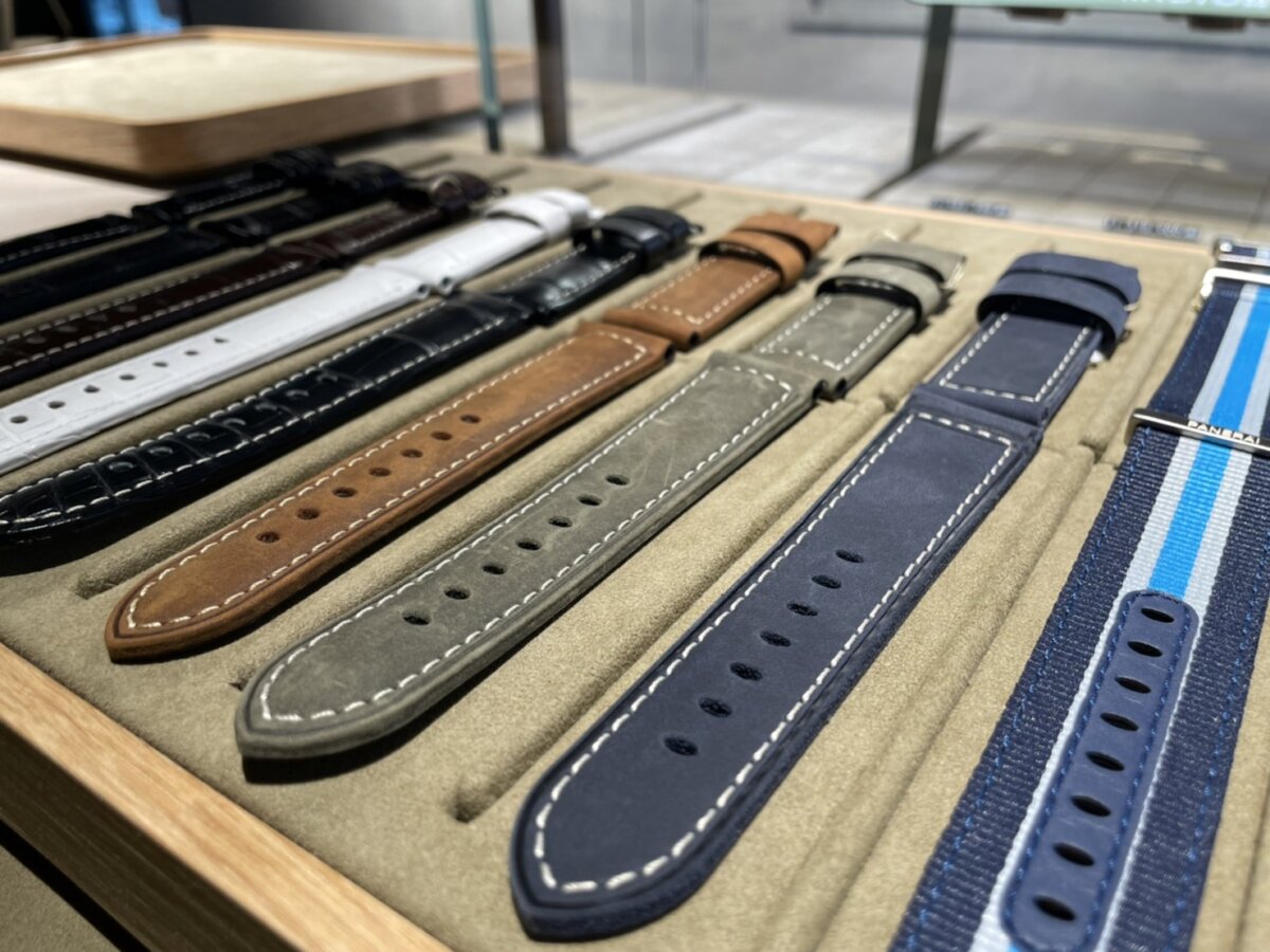 どのレザーストラップがお好み？PAM01314で付替えてみた パネライ 大阪心斎橋ブティック 公式ブログ