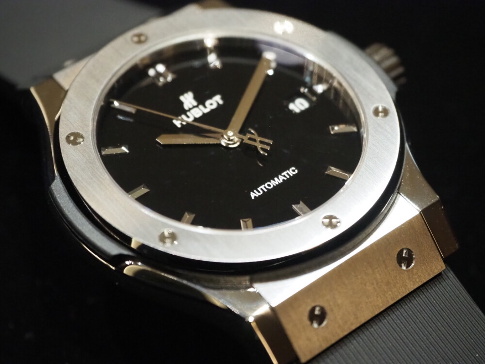 新版 新品 腕時計 シンプルイズベスト ビジネス プライベート 黒 5 ...