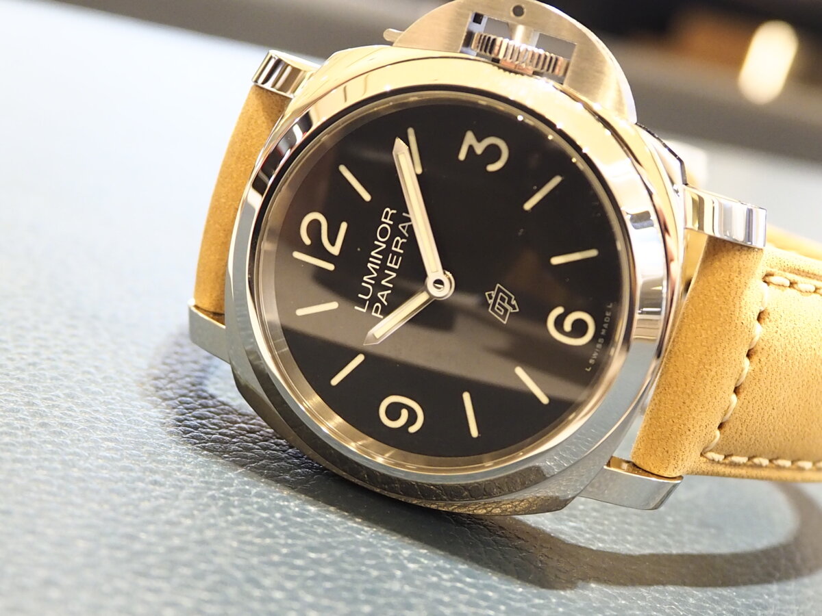 Panerai ルミノール ベース ロゴ PAM 1086 44mm Manual Wind
