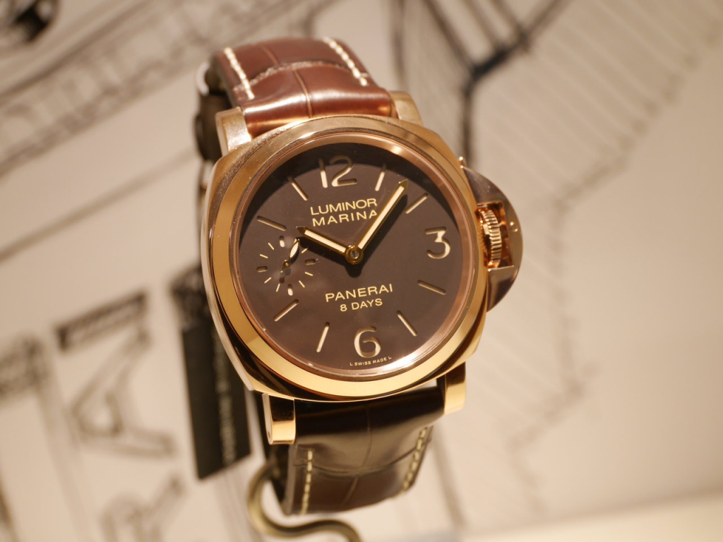 18Kレッドゴールドを纏った美しいルミノールマリーナ8Days オロロッソPAM00511