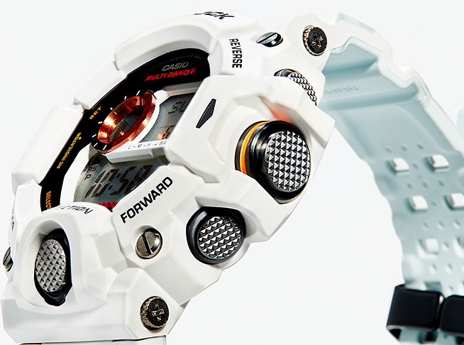 G-SHOCK×BURTONのコラボレーションモデル「GW-9400BTJ-8JR」発表
