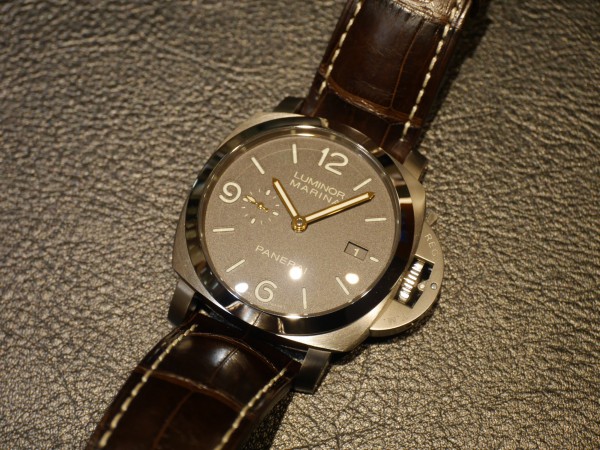 チタン素材のパネライ　ルミノール1950 3Days オートマティック チタニオ PAM00351 - PANERAI 