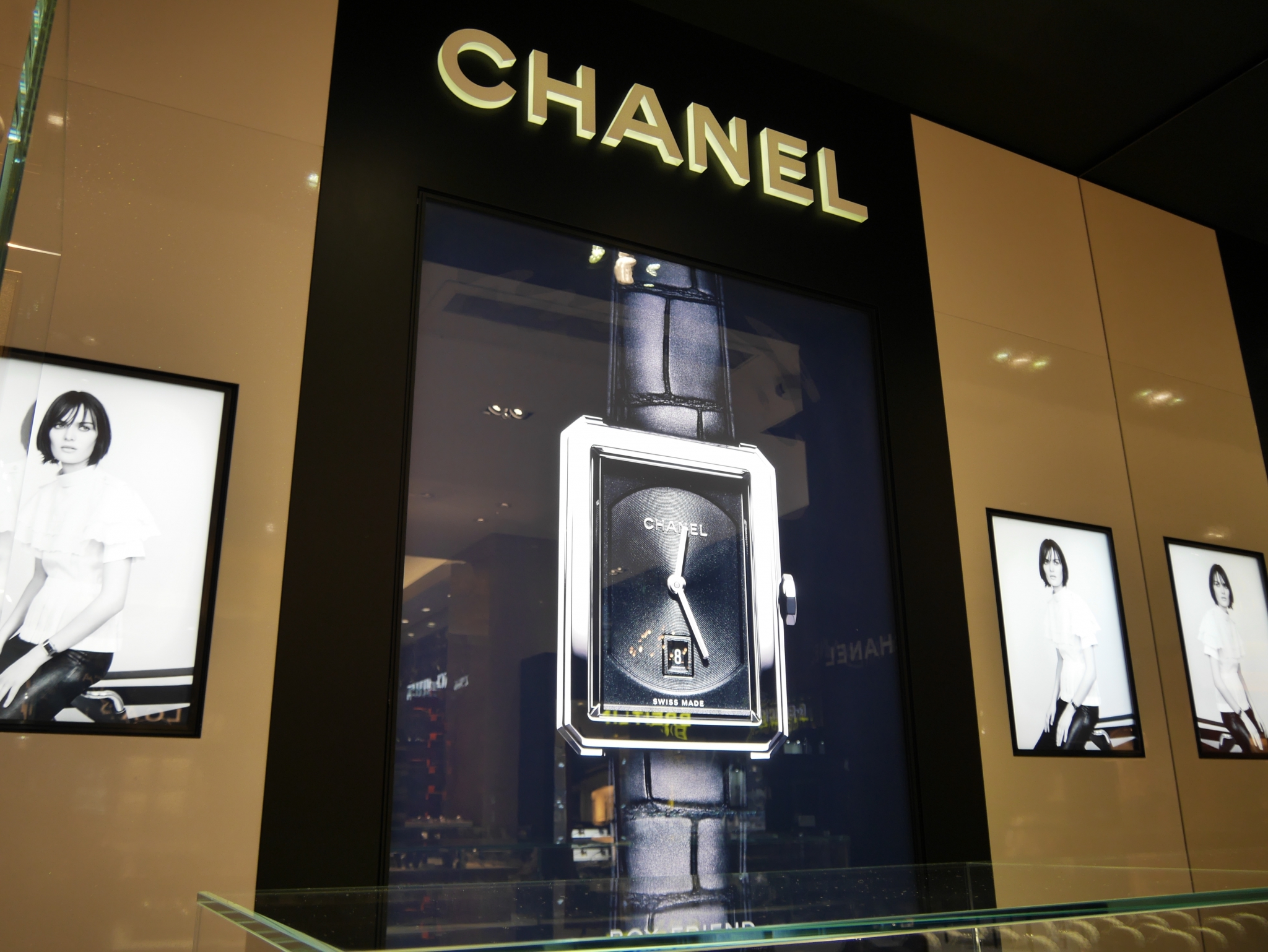 CHANEL　2016年新作「ボーイフレンド」本日より発売開始です。　