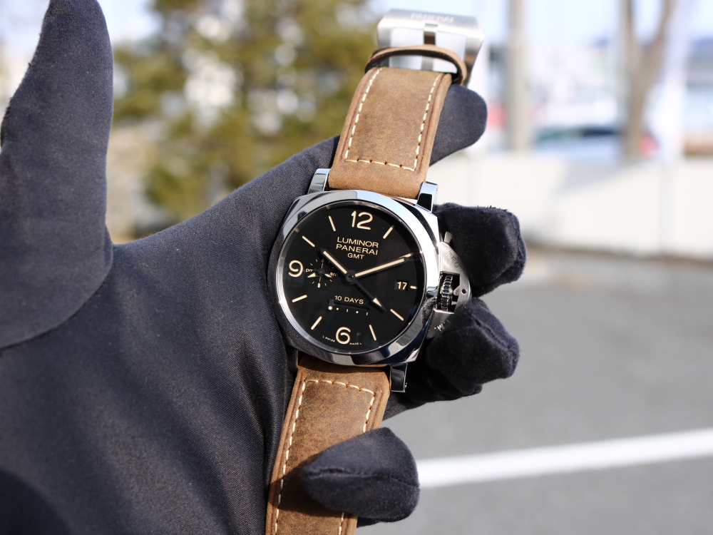 パネライ 10日間のパワーリザーブを誇るPAM00533 - PANERAI 