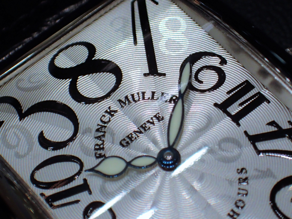 異彩なデザインで時計の概念を覆したフランク・ミュラー『クレイジーアワーズ』 - その他 