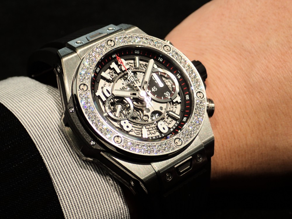 ウブロのストラップを簡単に自分で交換するなら「ビッグ・バン ウニコ」45ｍｍは完売 - HUBLOT 