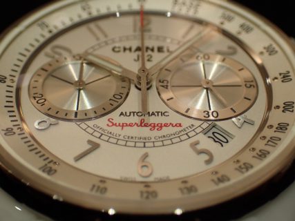 時計が映える季節J12 スーパーレッジェーラで腕元をスポーティ＆爽やかに