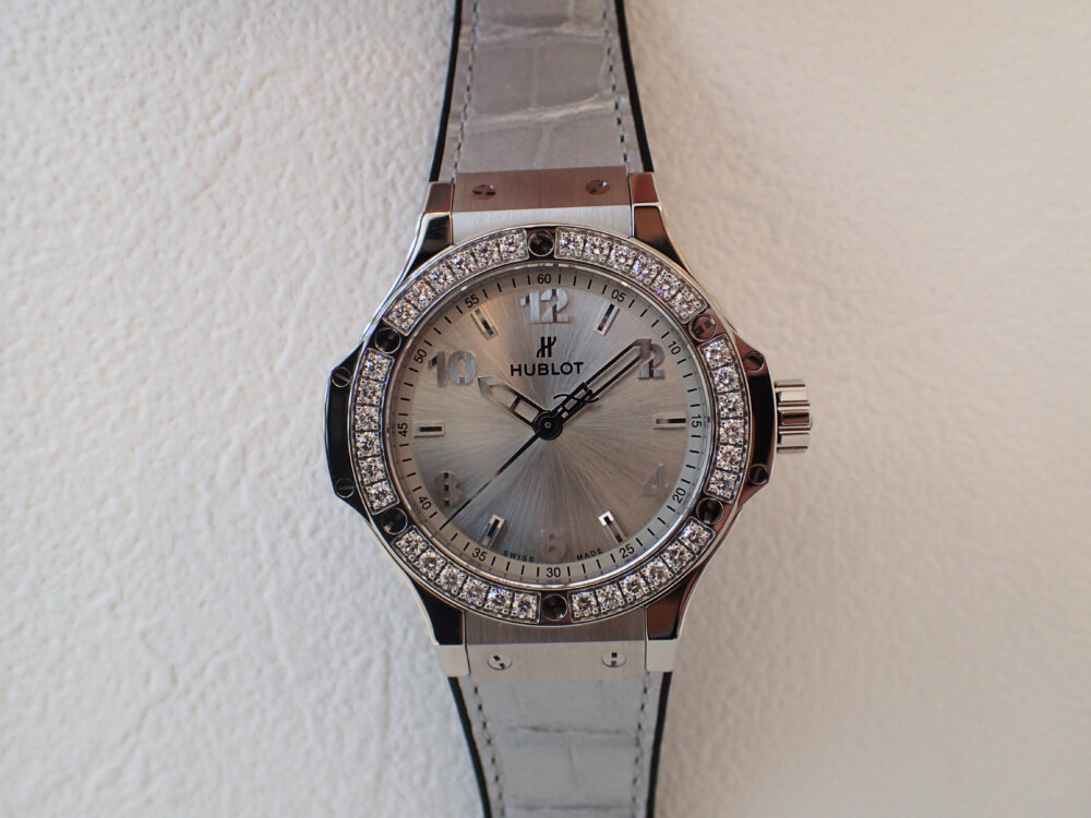 可愛いだけが女性の時計じゃない。スタッフJがおススメするウブロのカッコいいレディス時計 - HUBLOT 